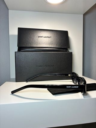 Gafas de sol Saint Laurent Negras