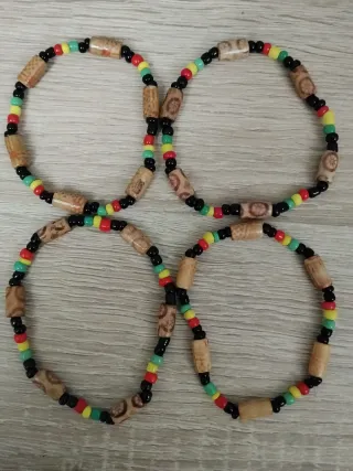 Set 5 braccialetti in pelle e metallo