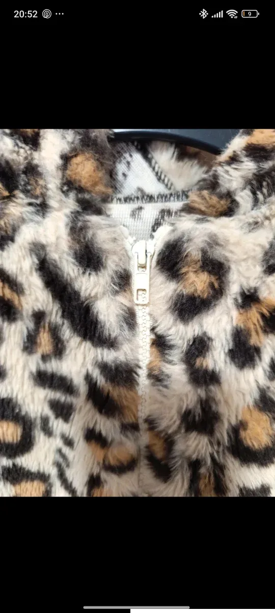 Chaqueta leopardo peluda cropped