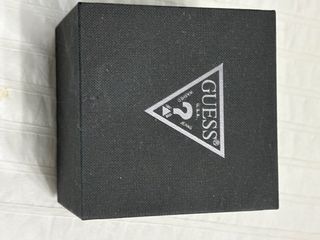 Reloj Guess Hombre Negro y Dorado