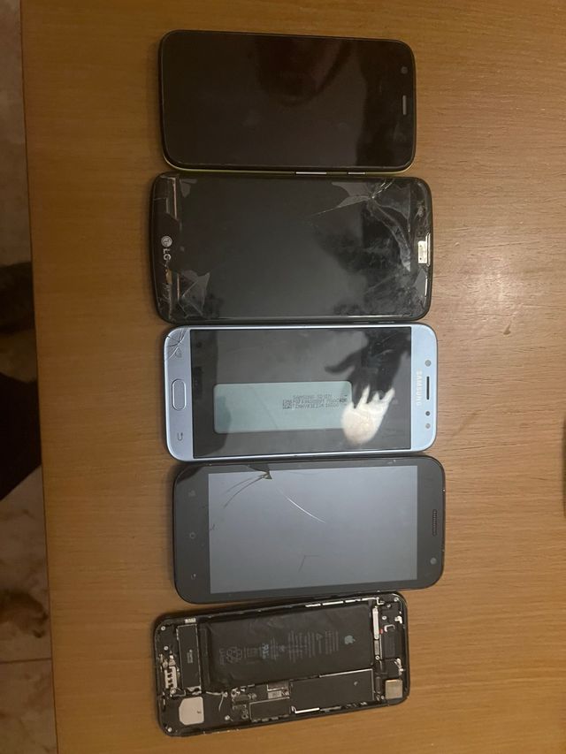 Lote 5 Móviles Apple, LG, Samsung