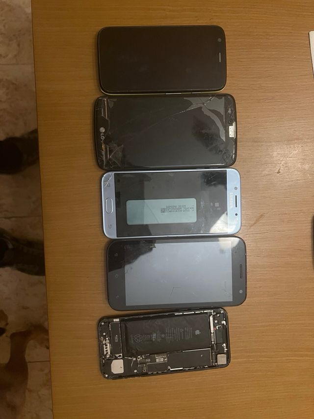Lote 5 Móviles Apple, LG, Samsung