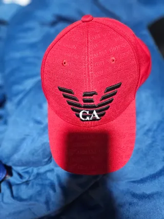 Gorra Gucci Beige Gg, Calvin Klein y Amiri