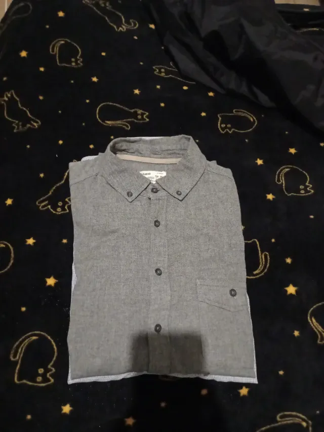Camisa de hombre gris
