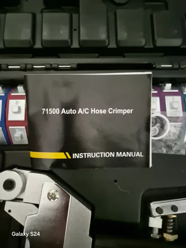 Herramienta para tubos de aire acondicionado