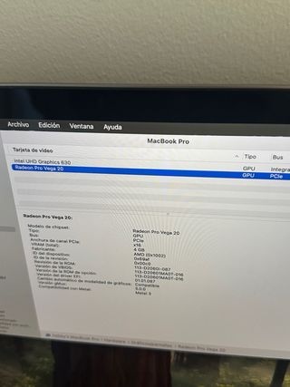 MacBook Pro 15” 2019 – i7, Vega 20, 32GB – Potente