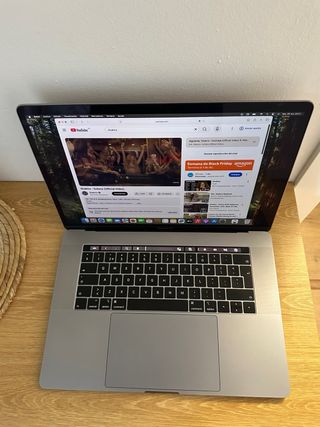MacBook Pro 15” 2019 – i7, Vega 20, 32GB – Potente