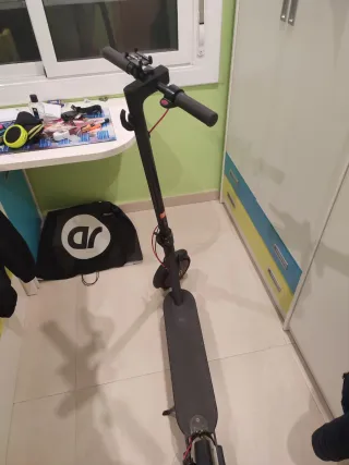 Patinete Eléctrico Negro URGENTE