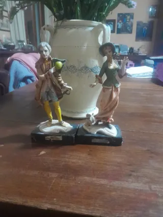 Coppia Statuette Fontanelli