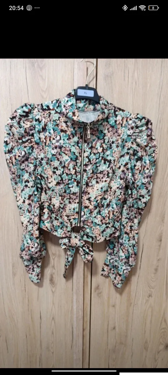 Chaqueta/Blusa floral XL