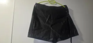 Falda pantalón negra