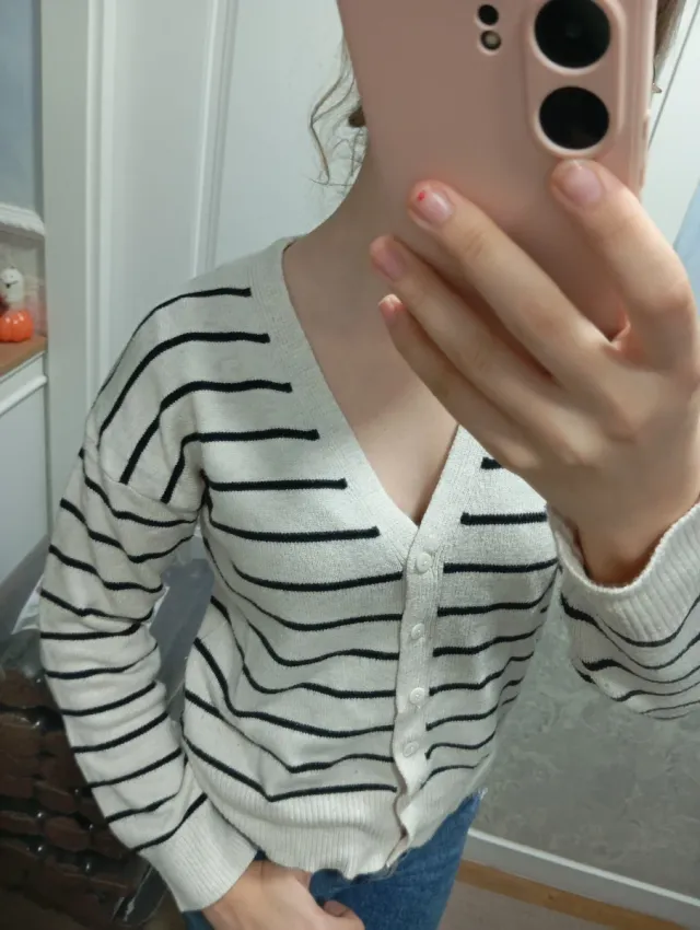 Cárdigan Beloved rayas blanco y negro