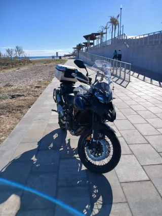 Benelli TRK X 502,año 2021,14.000km.