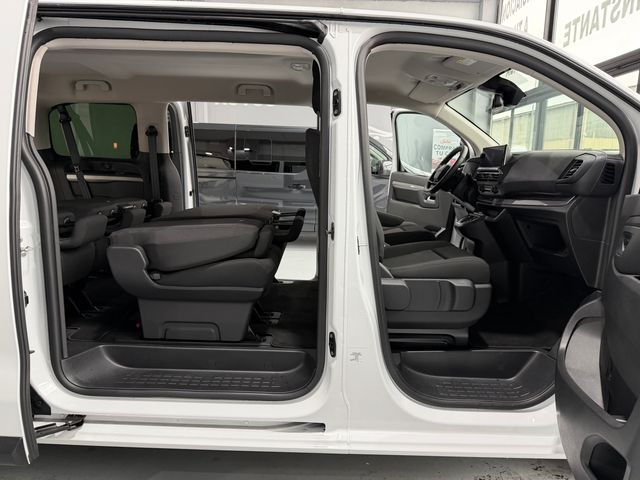 Peugeot traveller 8 plazas ‼️1.000km‼️