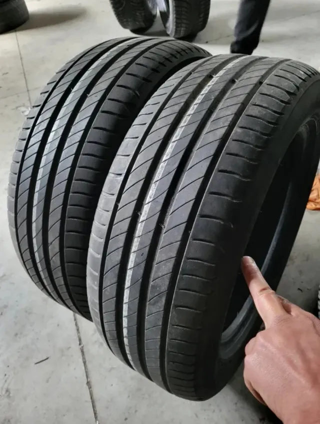 Neumático Michelin 245/50 R19