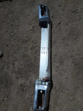 Parachoques Nissan GR Y60 Original