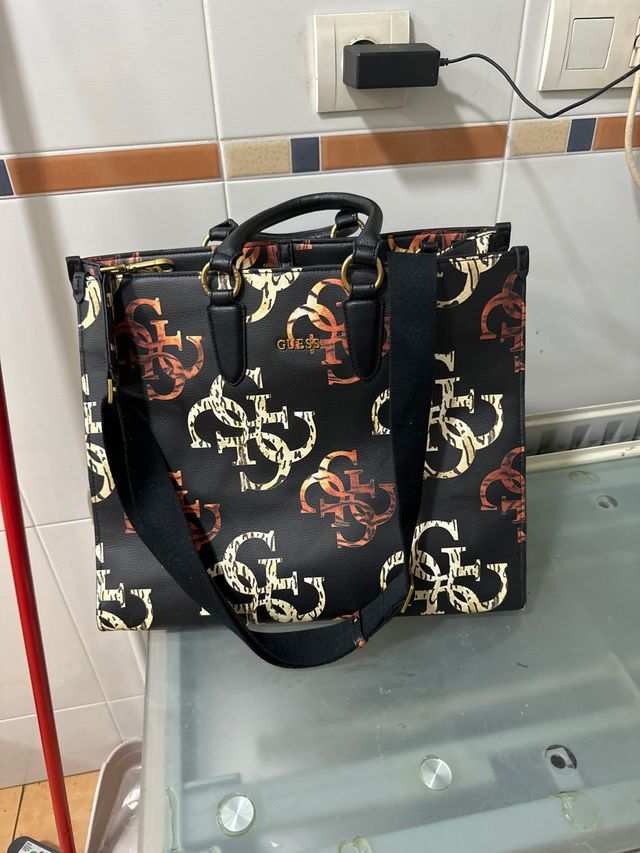 Bolso Guess sin estrenar