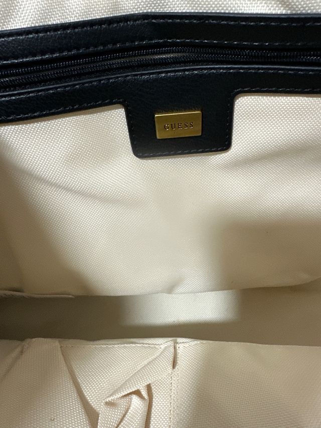 Bolso Guess sin estrenar