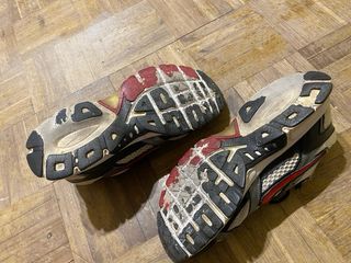 Tenis Nike Vintage Beige y Rojo