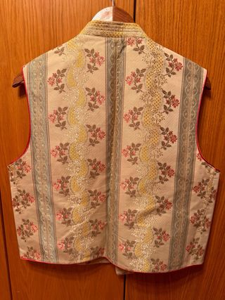 Chaleco fallero hombre beige y rojo talla 56