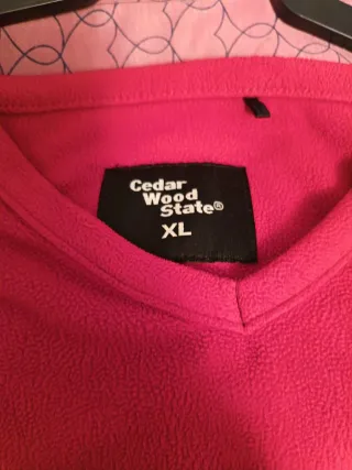 Polar cuello pico rojo