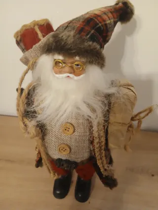 Babbo Natale nuovo senza cartellino