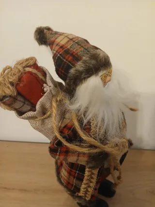 Babbo Natale nuovo senza cartellino