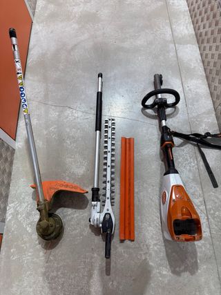 Stihl KMA 135 R: Tagliasiepi e Decespugliatore