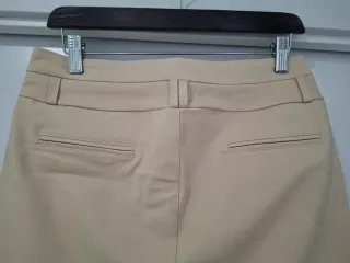 Pantalón pitillo beige mujer