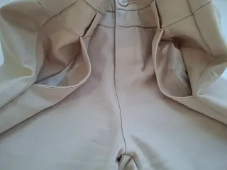 Pantalón pitillo beige mujer