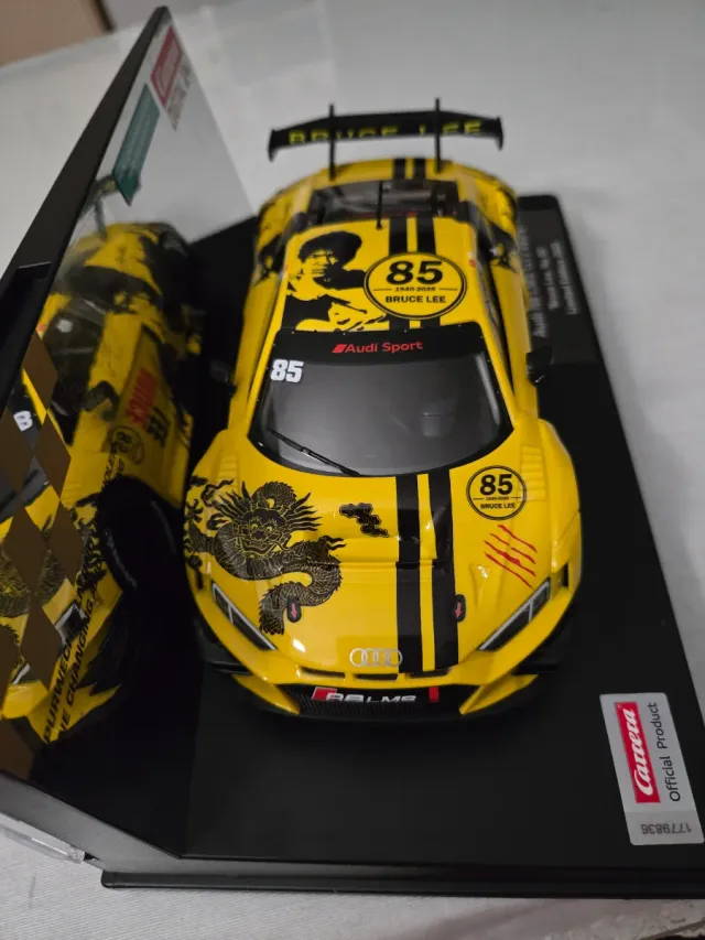 Carrera Digital 124 Audi R8 LMS GT3 Bruce Lee Edic