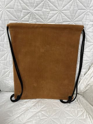 Mochila de piel marrón