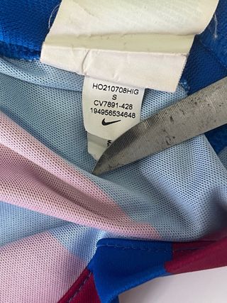 Camiseta original FC Barcelona 2021 2022 Araujo #4