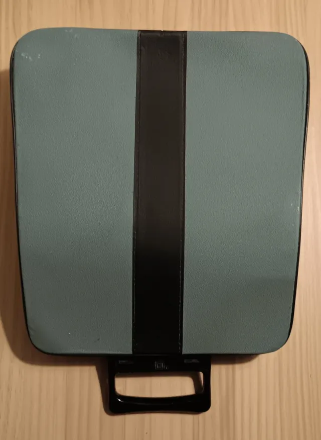 Máquina de escribir Olivetti Lettera 32