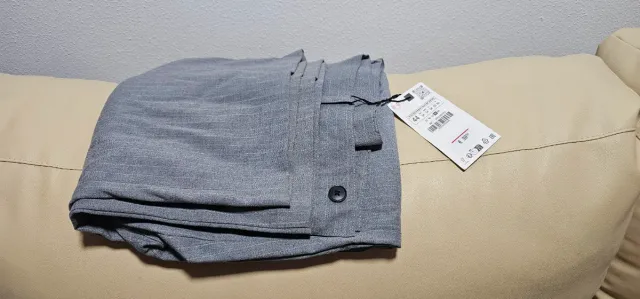 Pantalón Zara Gris Rayas
