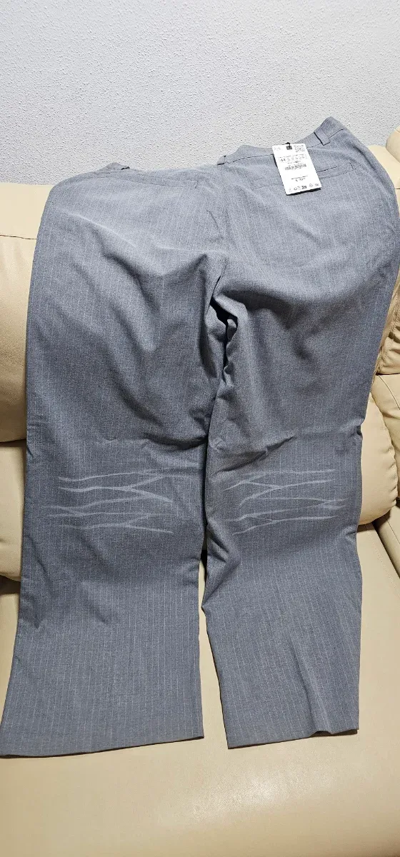 Pantalón Zara Gris Rayas