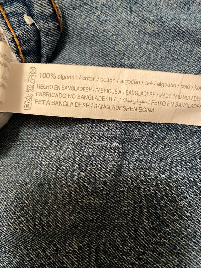 Vaqueros anchos, talle alto y corte recto