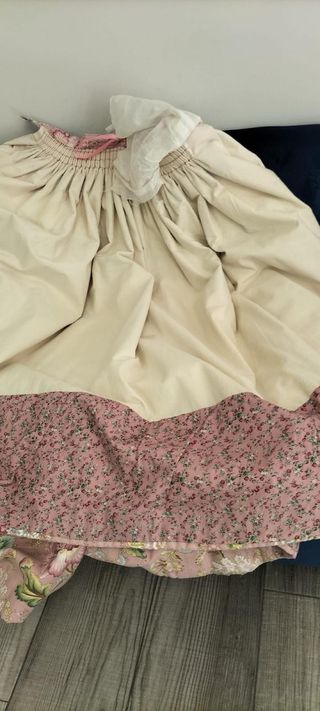 Traje Fallera Huertana Oro y Rosa