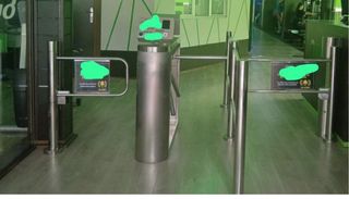 Torno de acceso 1 paso con 2 puertas emergencias