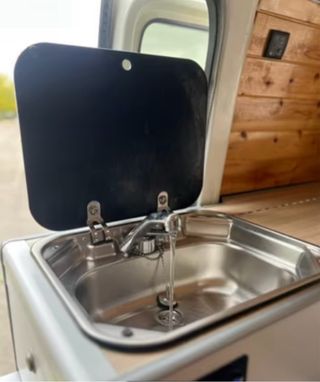 Volkswagen Transporter T5 2004