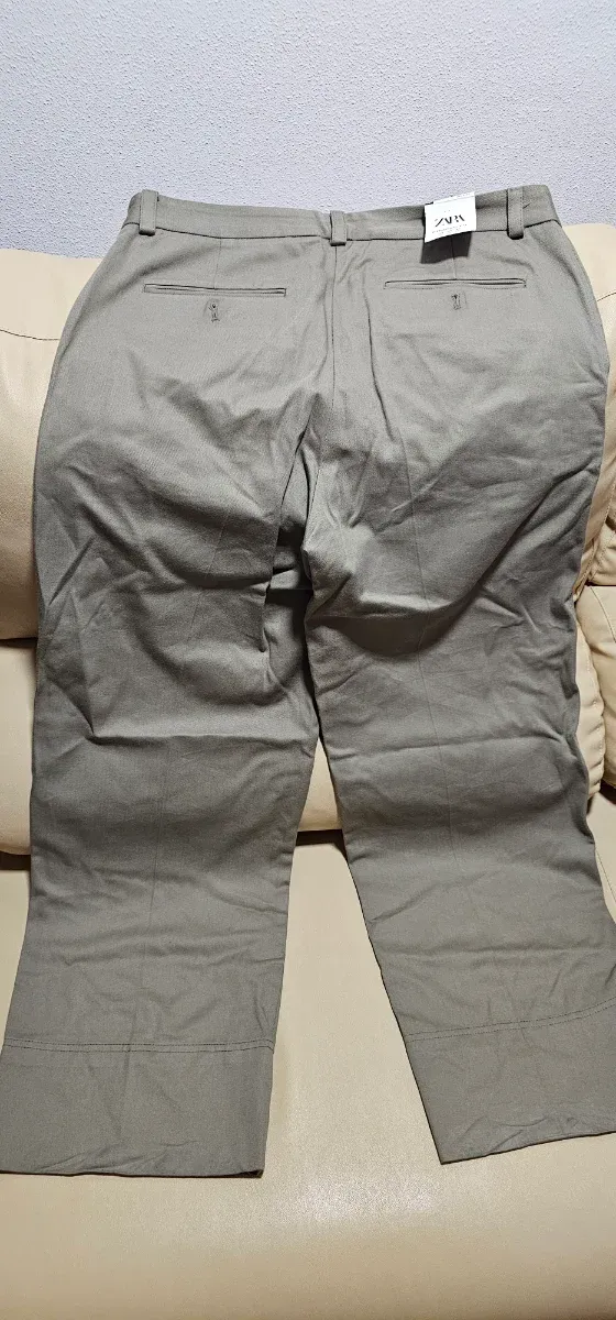 Pantalón Zara Verde Oliva