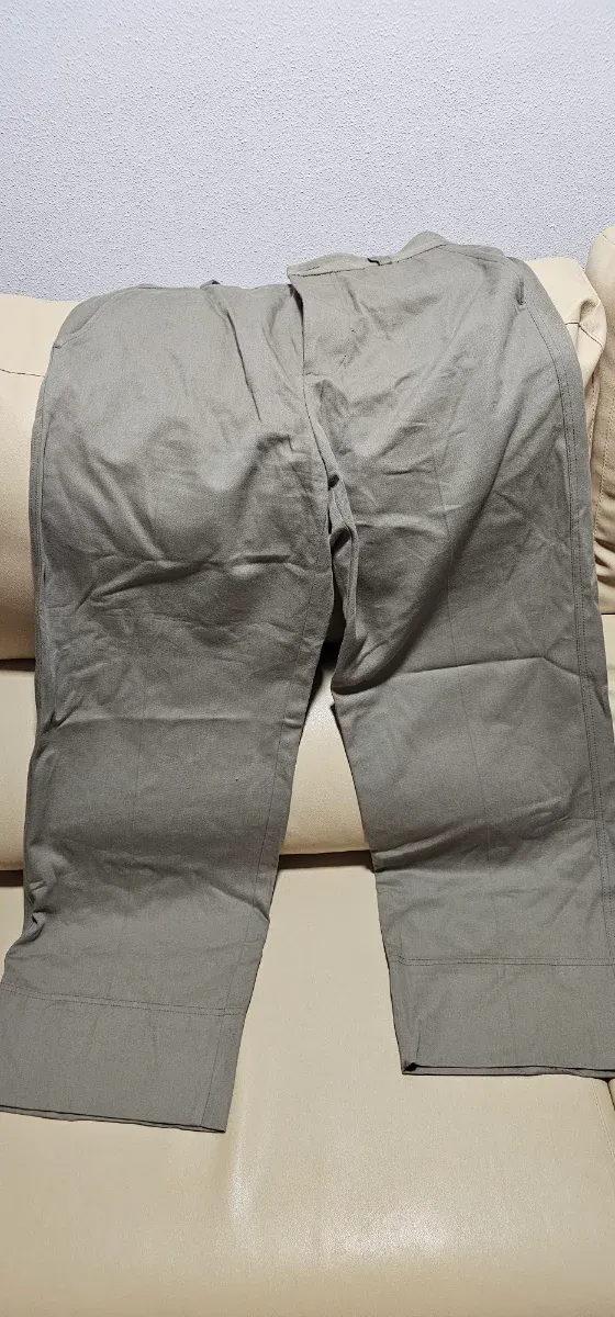 Pantalón Zara Verde Oliva