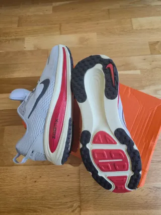 Zapatillas Vomero 18