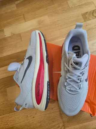 Zapatillas Vomero 18