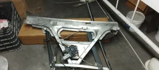 Elevalunas derecho Audi TT mk1