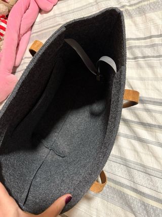 Bolso fieltro gris grande asas cuero