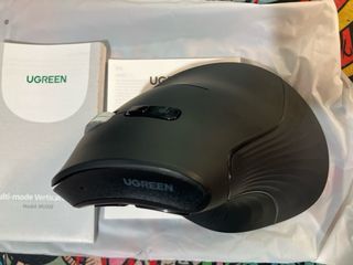 Ratón Vertical UGREEN Bluetooth 2.4G Ergonómico