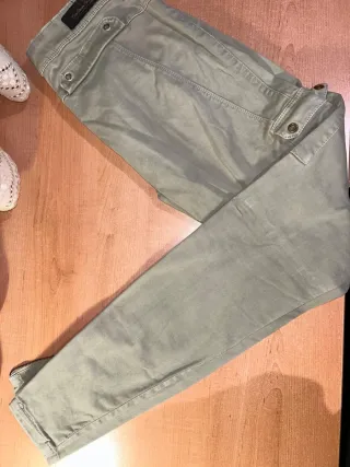 Pantalón Zara Verde Talla S (36)