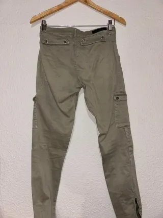 Pantalón Zara Verde Talla S (36)
