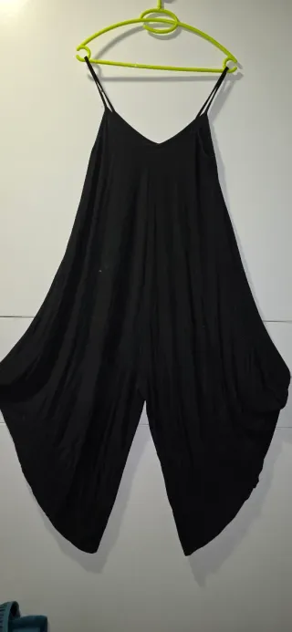 Mono negro tirantes ancho